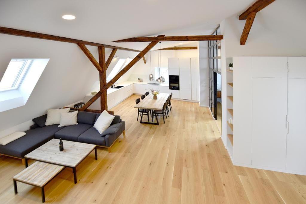 Apartman 1901 Trenčín Eksteriør bilde